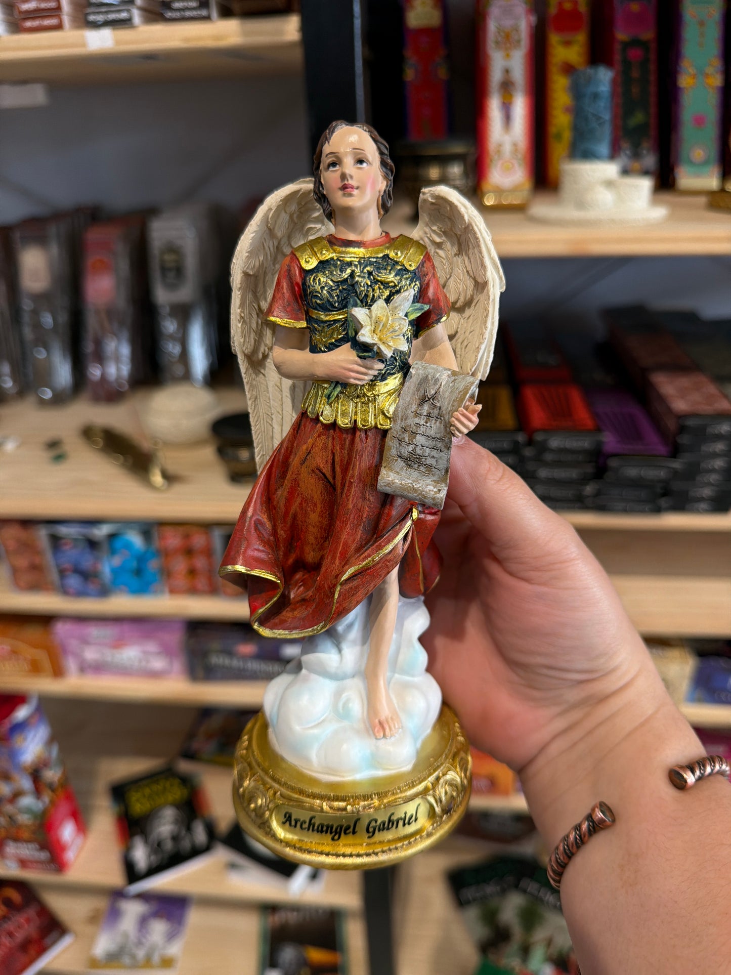 San Gabriel 8” | figura