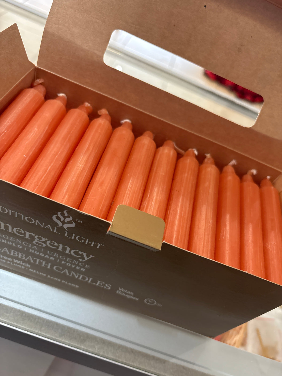 caja de velas 72 Naranja ( a chavo)