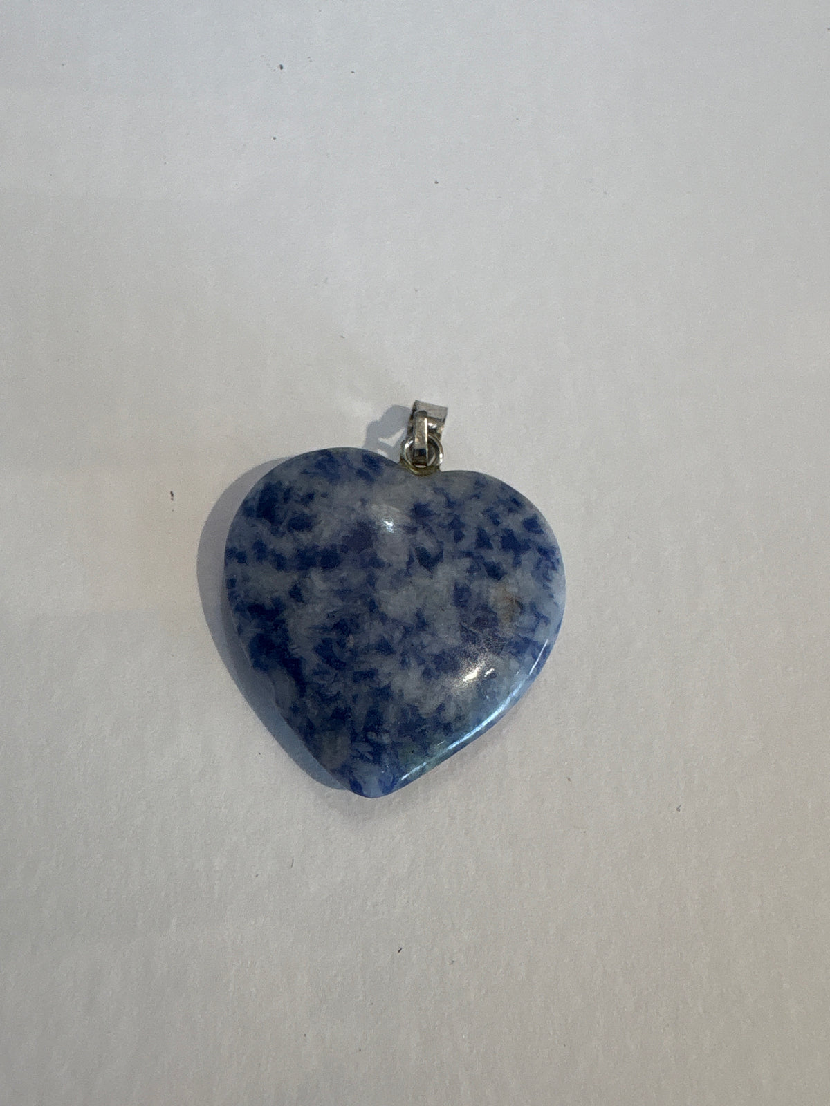 Pendant de piedra Sodalita | Piedra energetica, corazon, intuicion, ordenar pensamientos, concentracion