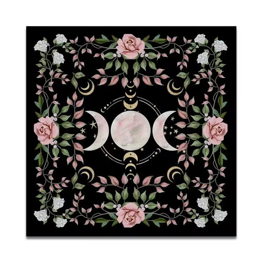 Paño de Altar Triple Luna | Tapete de Tarot con Rosas Rosadas y Diseño Celestial Místico