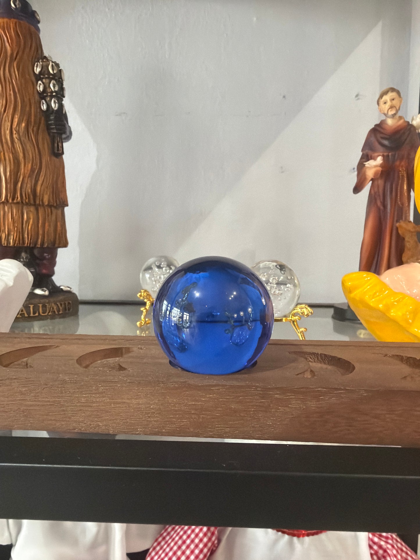 Bola de cristal azul -sola-
