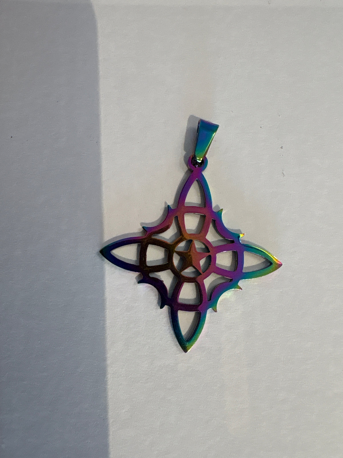 pendant de nudo de bruja multicolor | proteccion contra malos ojos , proteccion