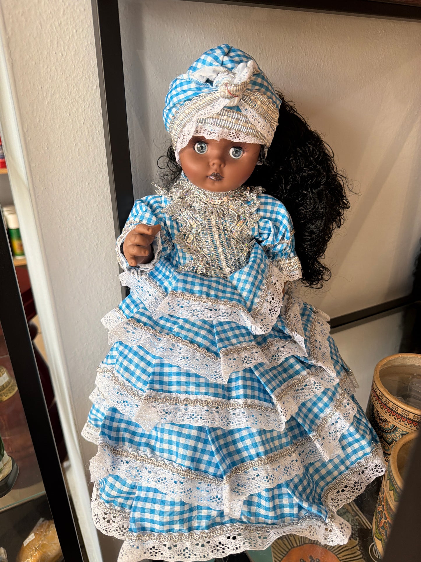 Muñeca pequeña blanca y azul  | Representación de negra , espiritismo