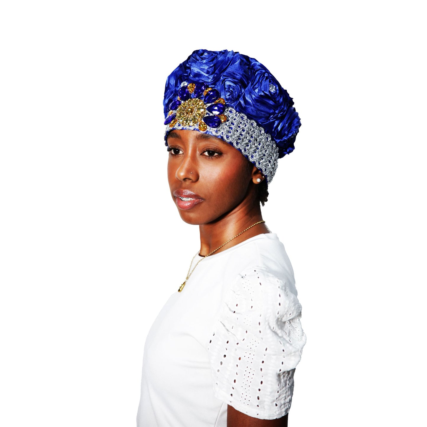 Gorro Ritual de Gala con Flores y Detalles Plateados | Disponible en Rojo, Blanco y Amarillo | Accesorio Tradicional para Mujer